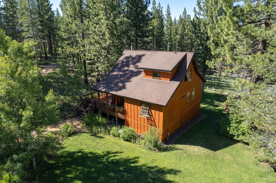 More Photos Of 320 Independence Lake Rd, Sierraville Lodge Meeting Hall For Sale