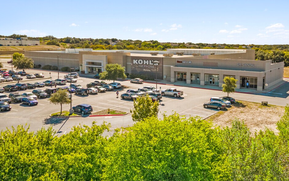 More Photos Of 10838-10842 Potranco Rd, San Antonio Unknown For Lease