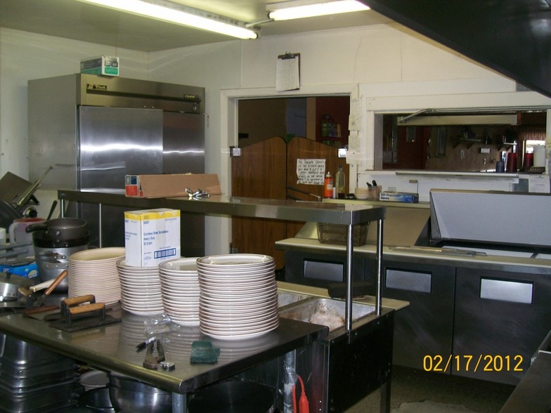 More Photos Of 127-129 E Third St, Rifle General Retail For Sale