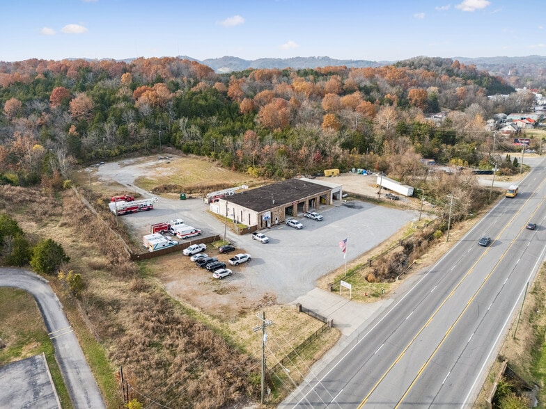 More Photos Of 3502 Dickerson Pike, Nashville Flex For Sale