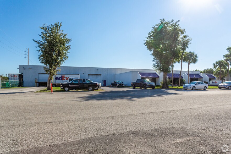 More Photos Of 14101 SW 119th Ave, Miami Warehouse For Lease
