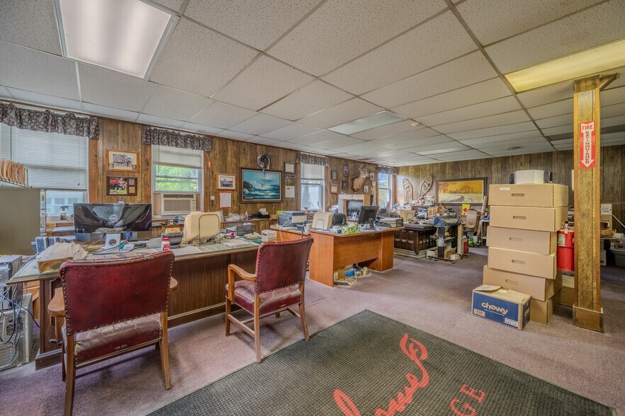 More Photos Of 13 Elm St, Newton Distribution For Lease