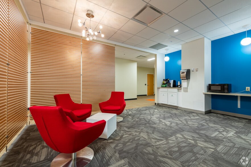 More Photos Of 59 Lowes Way, Lowell Office For Lease