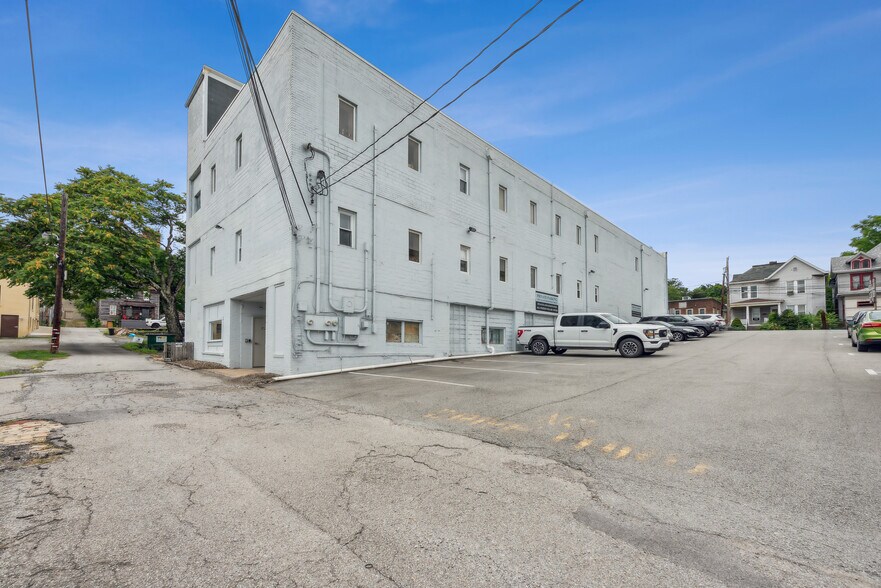 More Photos Of 116 E Pittsburgh St, Greensburg Loft Creative Space For Lease