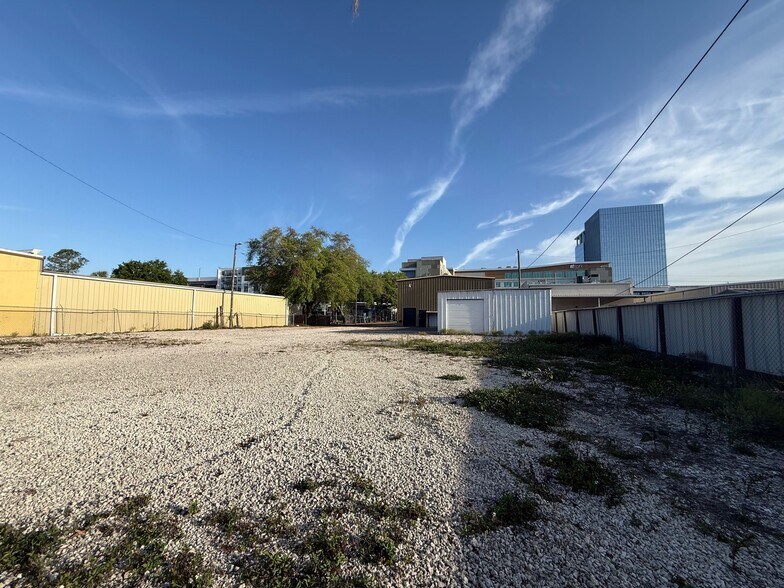 More Photos Of 3642 W Cypress St, Tampa Light Manufacturing For Sale