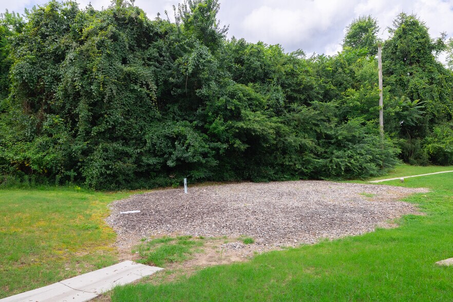 More Photos Of 9131 Barhamsville Rd, Toano Land For Sale