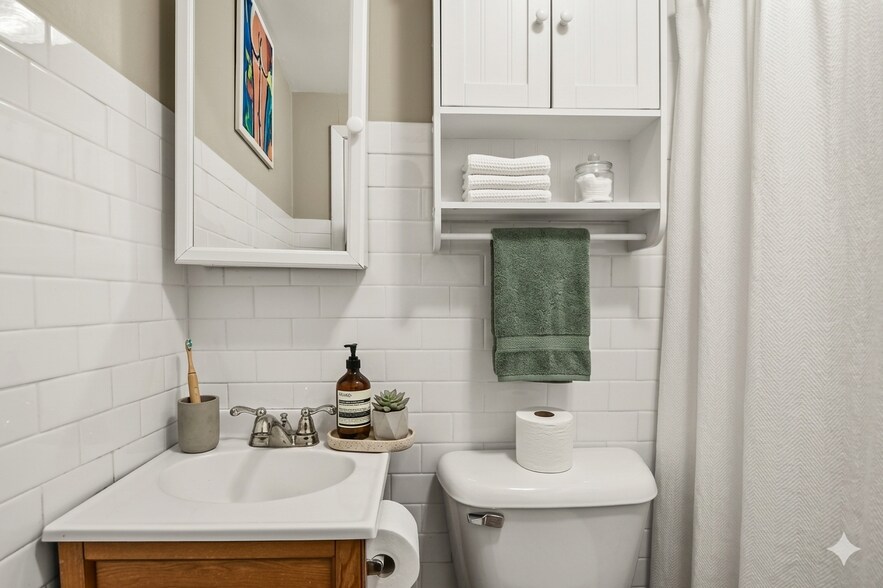 More Photos Of 120-126 N Franklin St, Madison Apartments For Sale