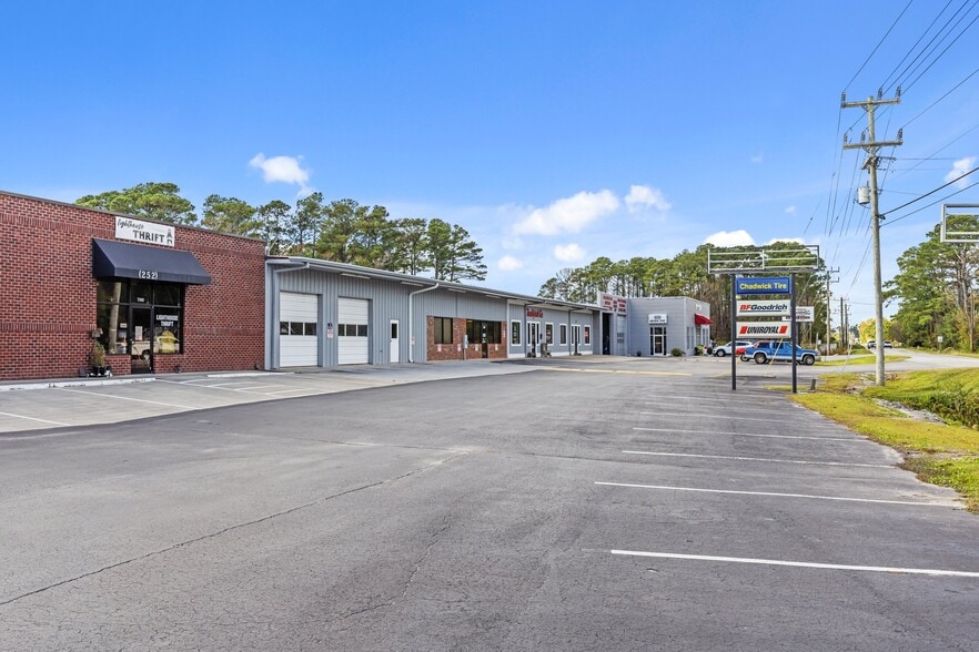 More Photos Of 688 Hwy 70 Otway, Beaufort Freestanding For Lease