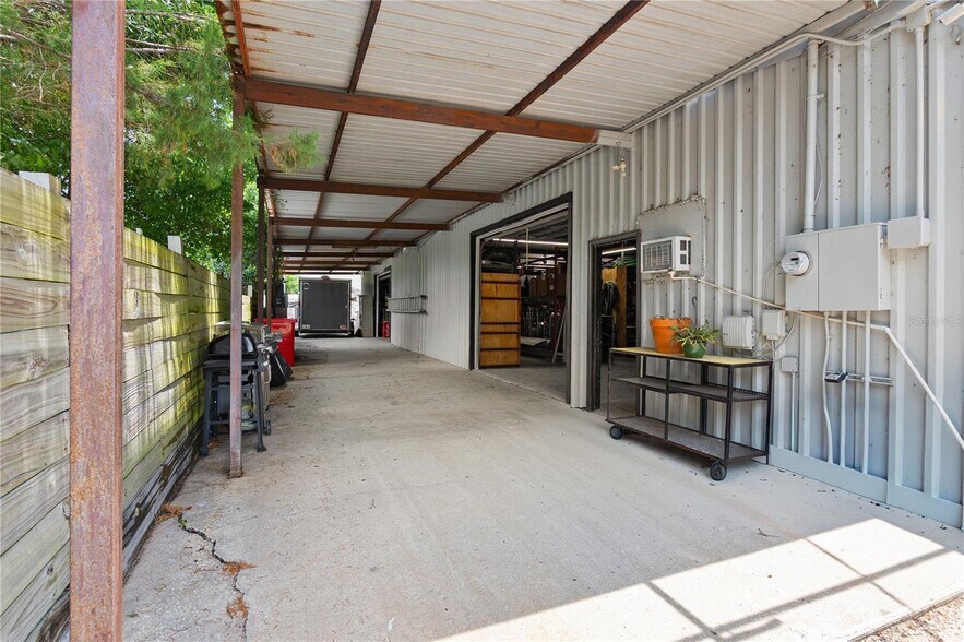 More Photos Of 15617 Old US Highway 441, Tavares Industrial For Lease