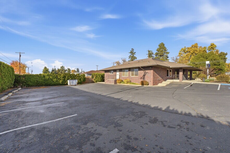 More Photos Of 3802 Tieton Dr, Yakima Office Residential For Sale