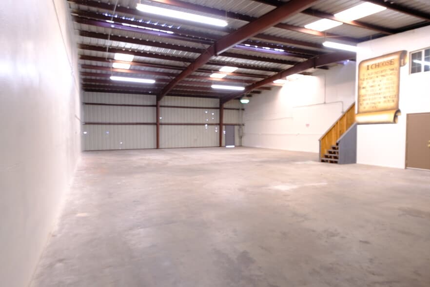 More Photos Of 8266 Sultana Ave, Fontana Warehouse For Sale