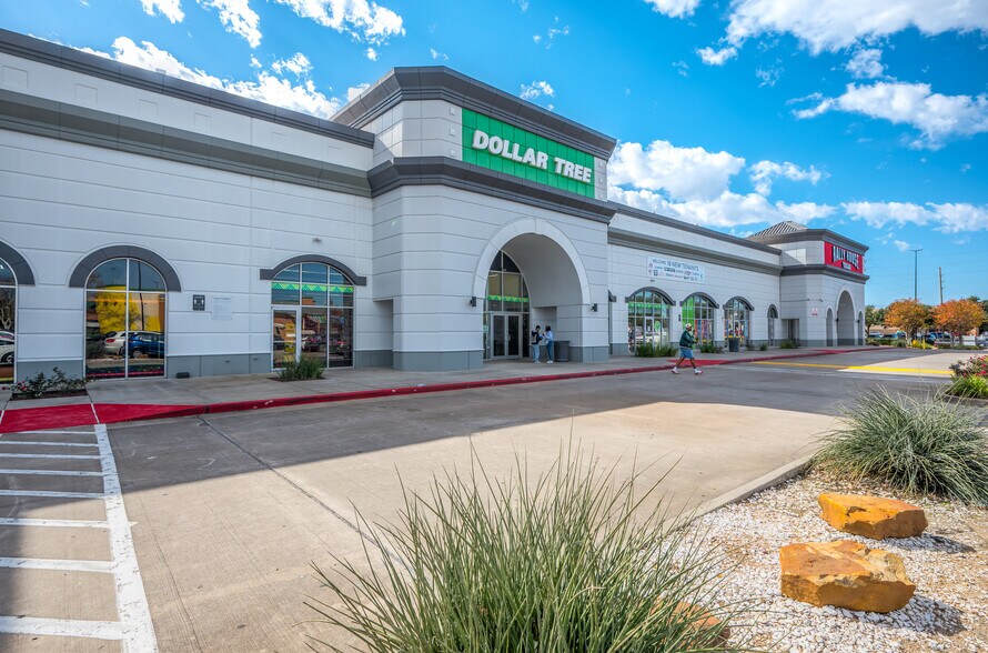 More Photos Of 17175-17395 SH 249, Houston Unknown For Lease