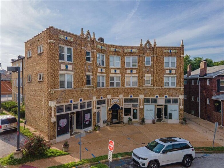 More Photos Of 7351 Lindell Blvd, Saint Louis Apartments For Lease