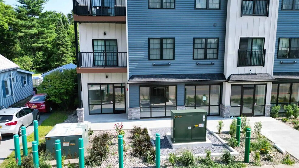 More Photos Of 80 Main St, Queensbury Apartments For Lease