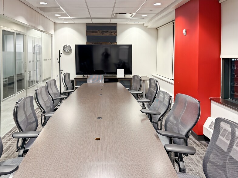 More Photos Of 101 Avenue of the Americas, New York Coworking Space