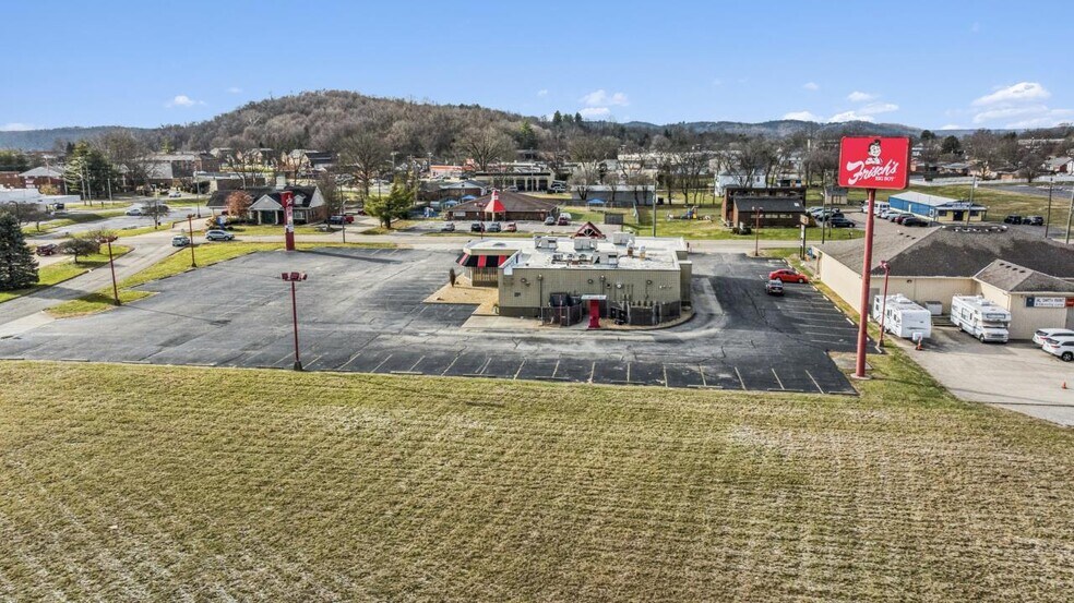 More Photos Of 1181 Stone Dr, Harrison Restaurant For Sale