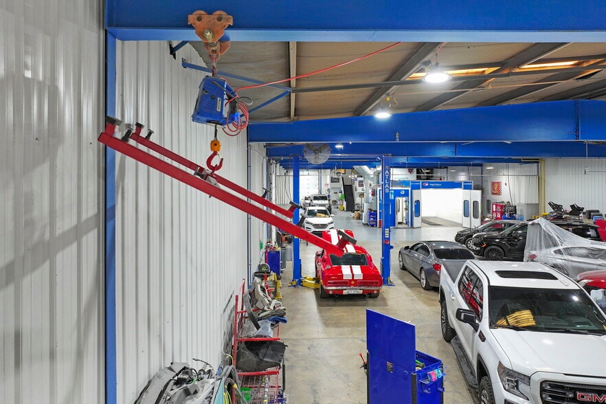 More Photos Of 1206 Washington Rd, Kenosha Auto Repair For Sale