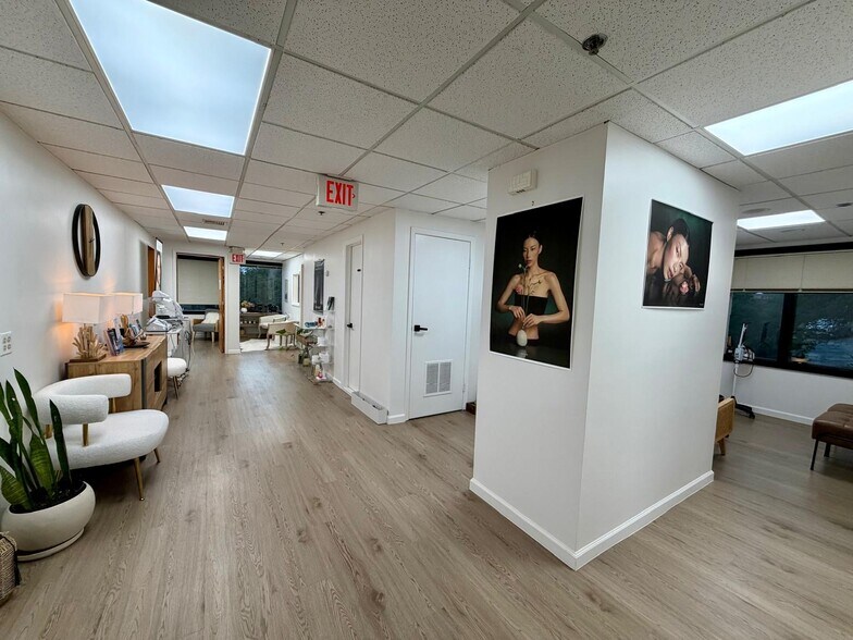 More Photos Of 37 Congers Rd, New City Office For Lease