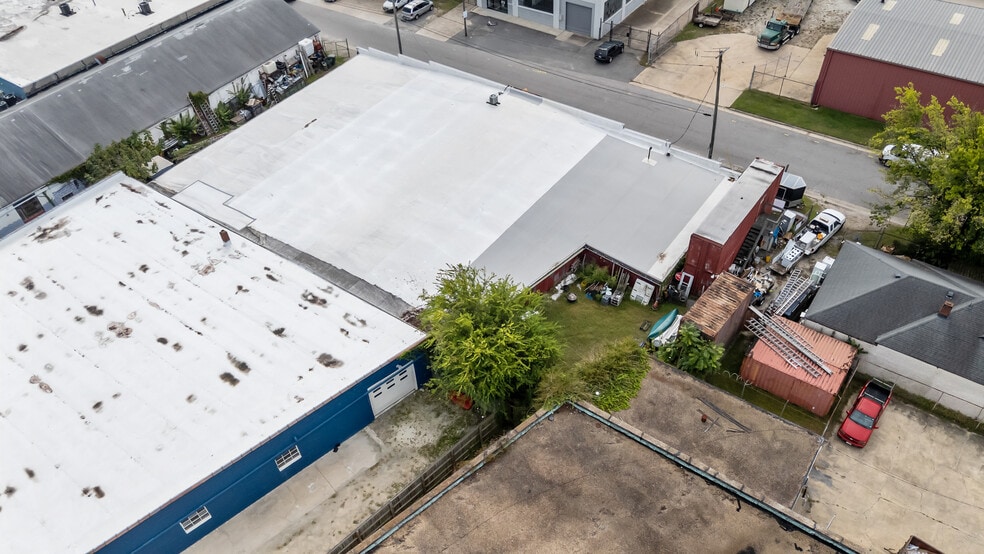 More Photos Of 860 45th St, Norfolk Warehouse For Sale