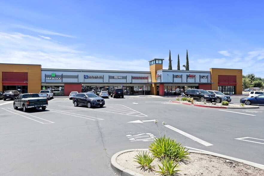 More Photos Of 2916-2920 E Whitmore Ave, Ceres Unknown For Lease