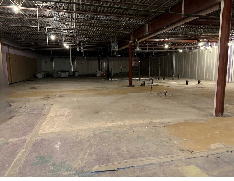 More Photos Of 1208 Route 146, Clifton Park Unknown For Lease