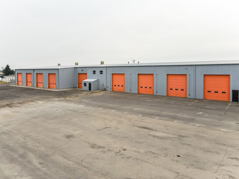 More Photos Of 501 Stover Rd, Grandview Industrial For Sale