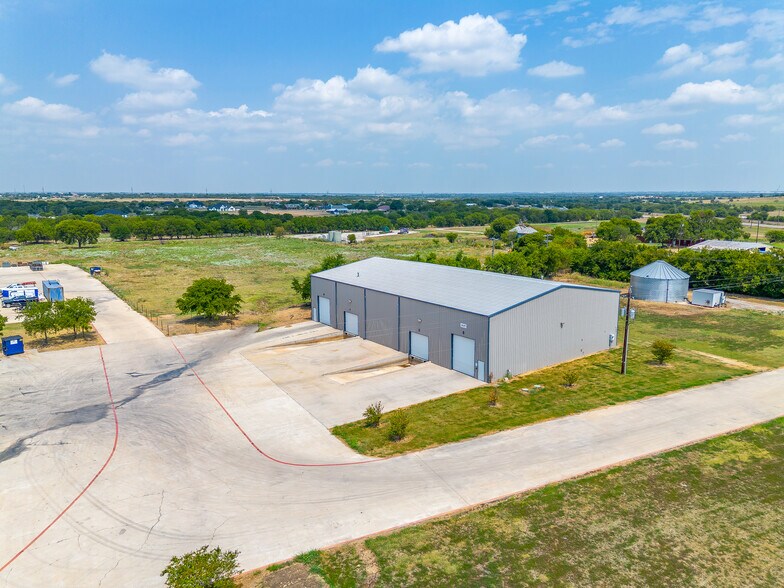 More Photos Of 1635 N FM 156, Ponder Unknown For Lease