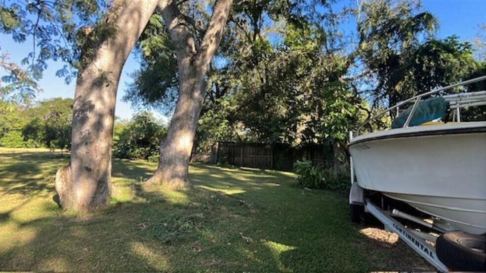 More Photos Of 4806 N Falkenburg Rd, Tampa Land For Sale