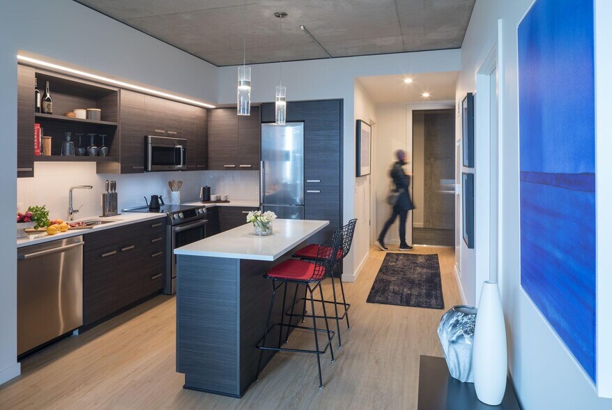 More Photos Of 1430 2nd Ave, Seattle Apartments For Lease