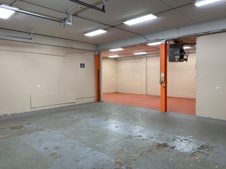 More Photos Of , Broomall Flex For Sale