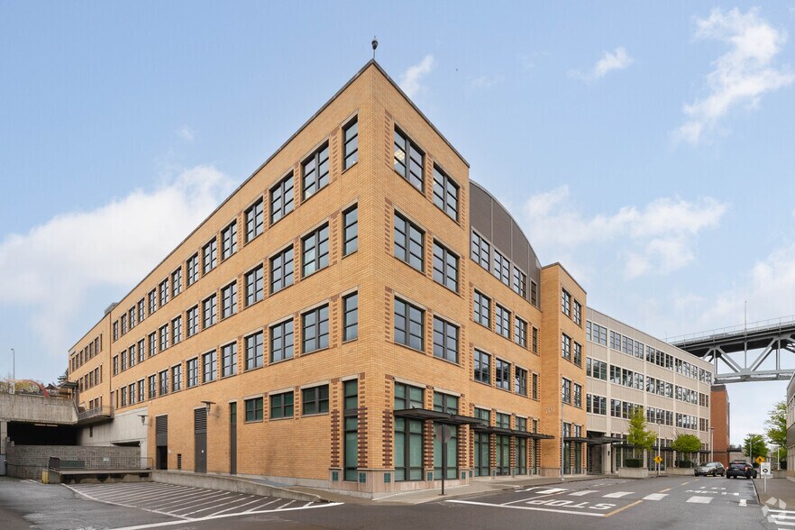 More Photos Of 701 N 34th St, Seattle Office For Lease
