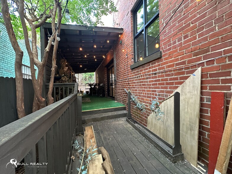 More Photos Of 312 N Highland Ave NE, Atlanta Storefront Retail Office For Lease