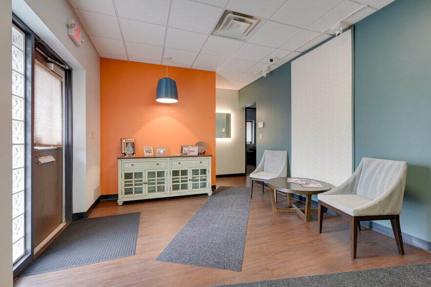 More Photos Of 700 Taylor Ave, Columbus Light Distribution For Sale