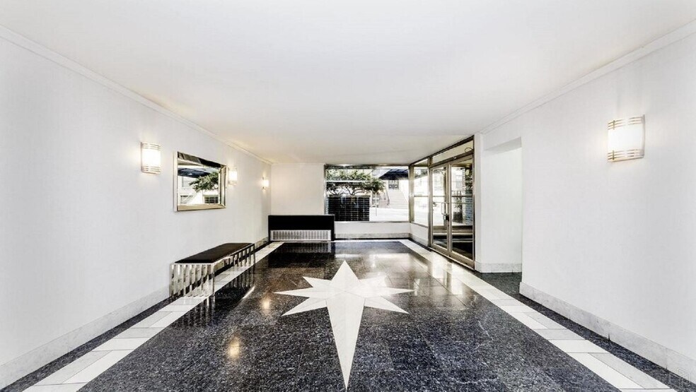More Photos Of 150 E 37th St, New York Apartments For Lease
