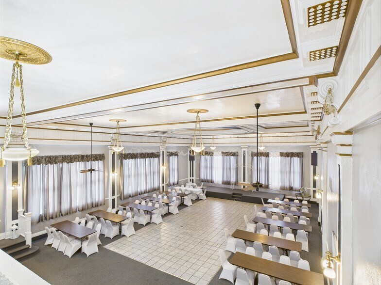 More Photos Of 619 Blondeau St, Keokuk Office For Sale