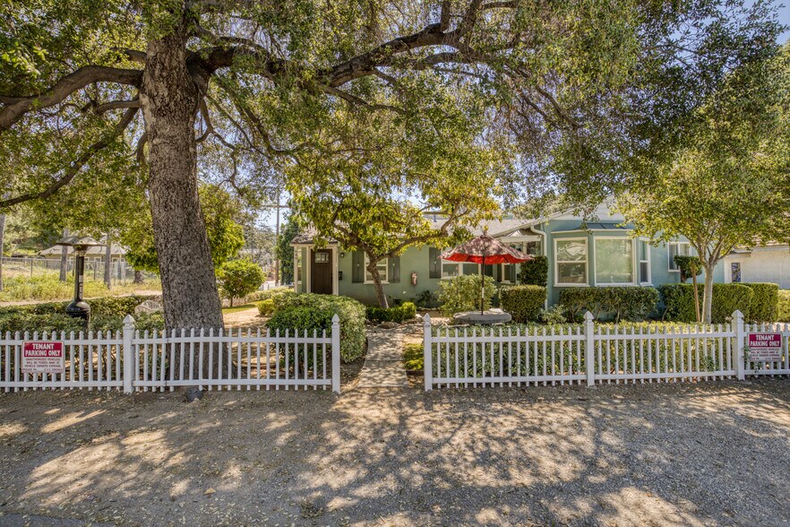More Photos Of 646 Westminster Dr, Pasadena Multifamily For Sale
