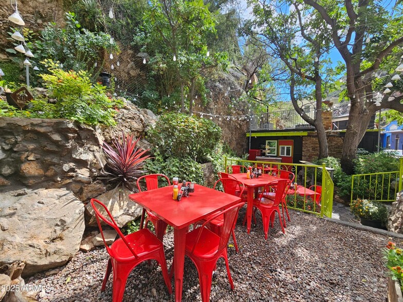 More Photos Of 105 Tombstone Cyn, Bisbee Restaurant For Sale