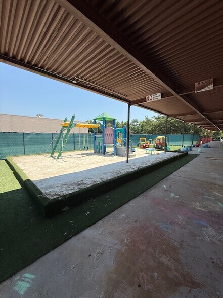 More Photos Of 1045 S US Hwy 331, Defuniak Springs Daycare Center For Lease