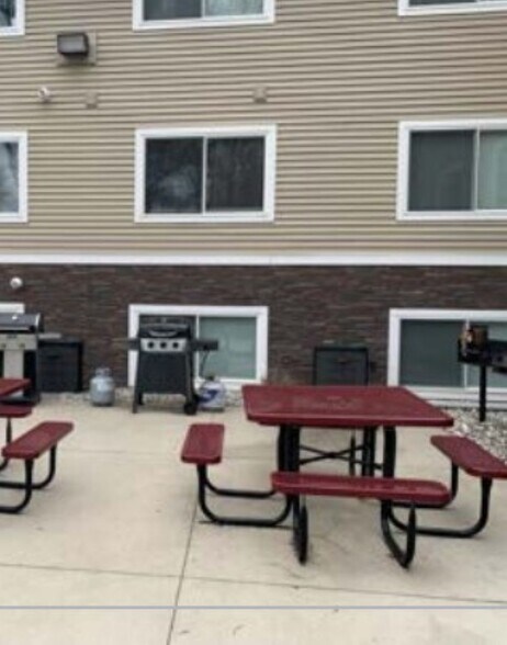 More Photos Of 1308 E Gaylord St, Mount Pleasant Apartments For Sale
