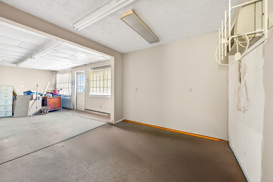 More Photos Of 1980 US-209, Brodheadsville Office Residential For Sale