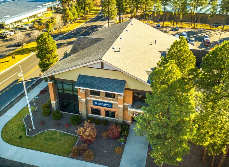 More Photos Of 1750 S Woodlands Village Blvd, Flagstaff Office For Sale