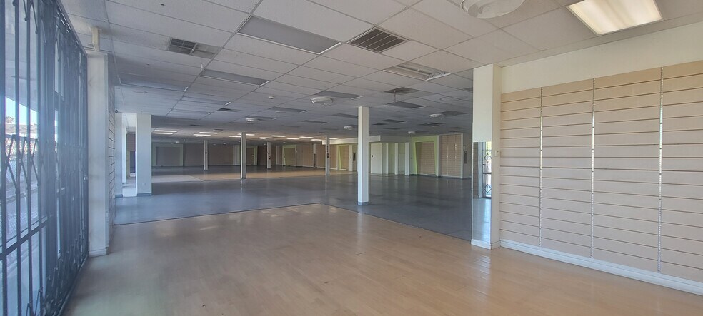 More Photos Of 611-675 N Broadway, Escondido Unknown For Lease