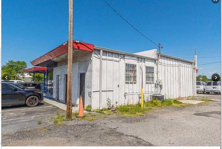 More Photos Of 3120 Sylvan Rd, Hapeville Light Distribution For Sale