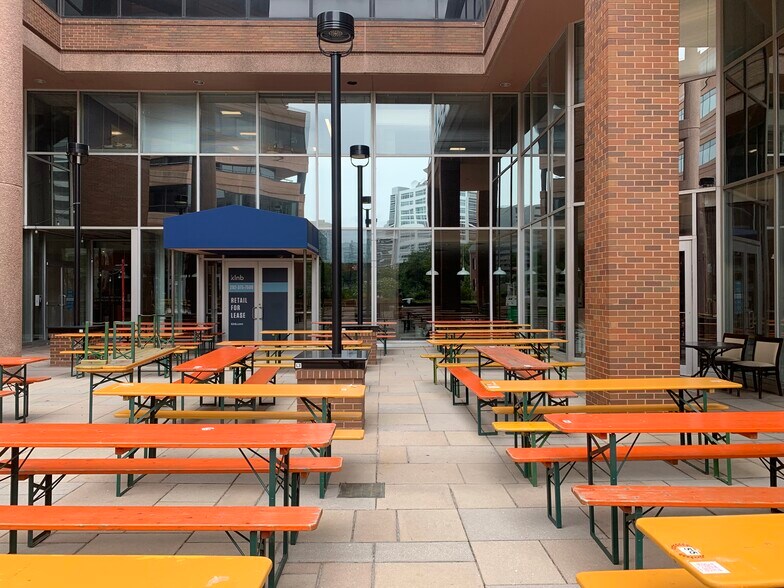 More Photos Of 8405 Colesville Rd, Silver Spring Unknown For Lease