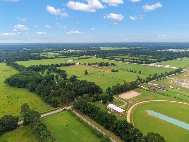 More Photos Of 14630 Hwy 105, Cleveland Land For Sale