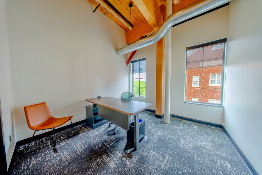 More Photos Of 525 Main St, Delafield Coworking Space