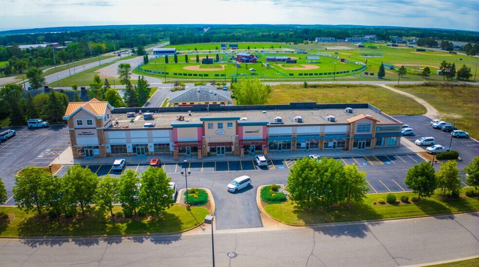 More Photos Of 2300 24th St NW, Bemidji Office For Lease