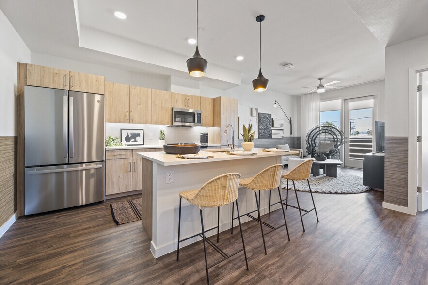 More Photos Of 2040-2060 N Scottsdale Rd, Scottsdale Apartments For Lease