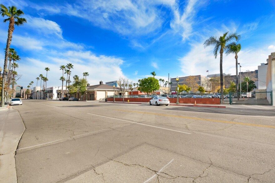 More Photos Of 401 W 4th St, San Bernardino Bank For Sale