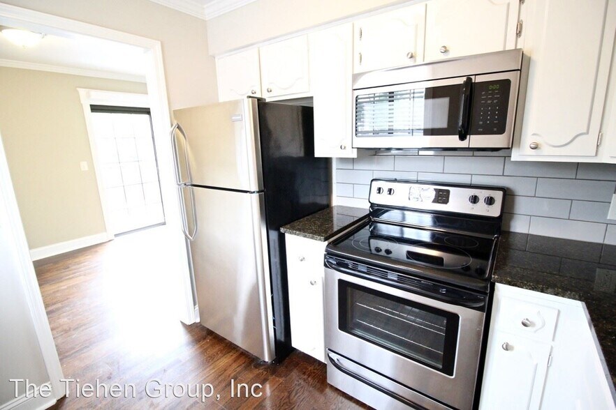 More Photos Of 4440-4444 Jarboe St, Kansas City Apartments For Sale